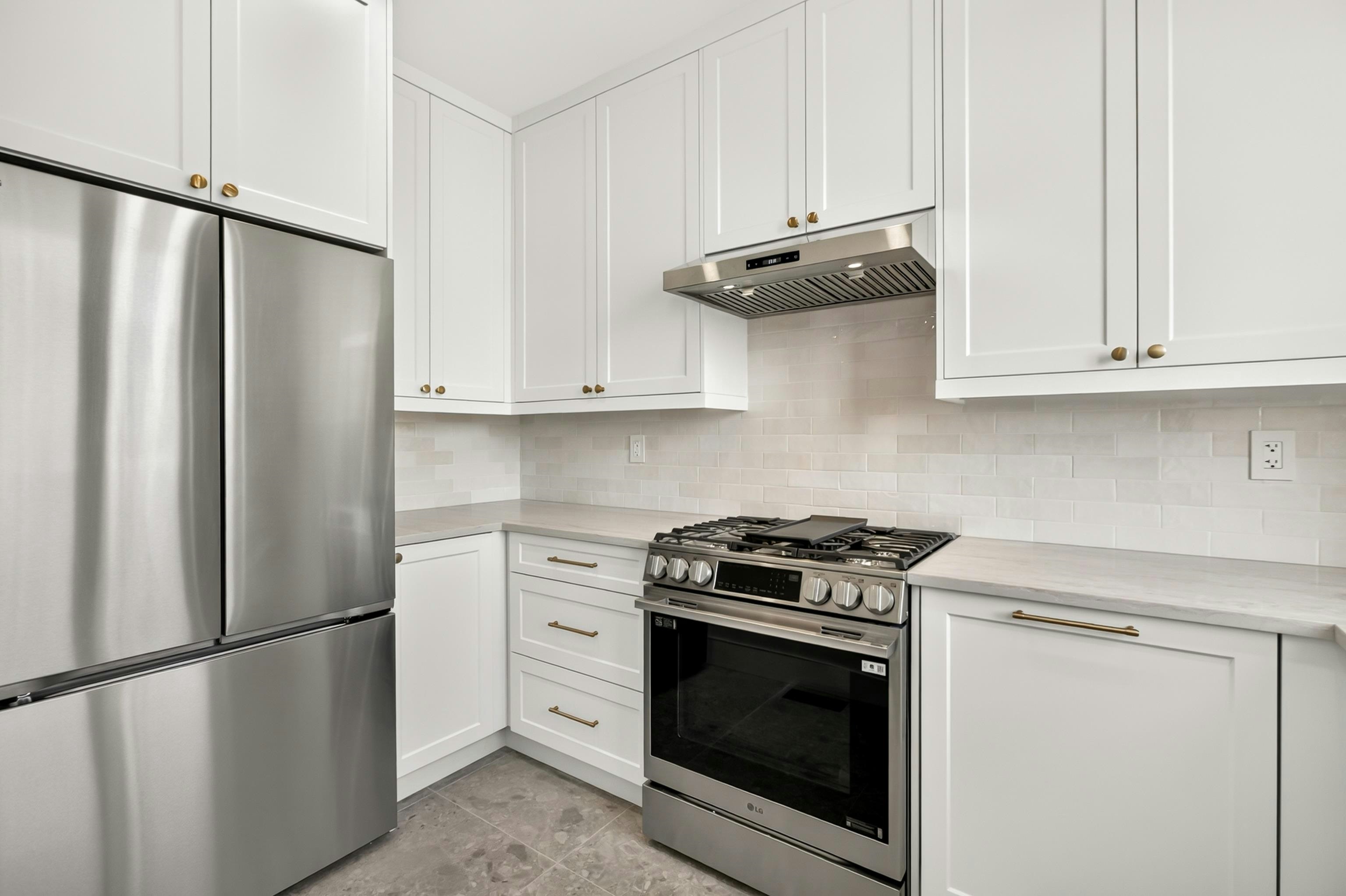 35437 Verado Court, Abbotsford, BC, V3G 0G2 - 13