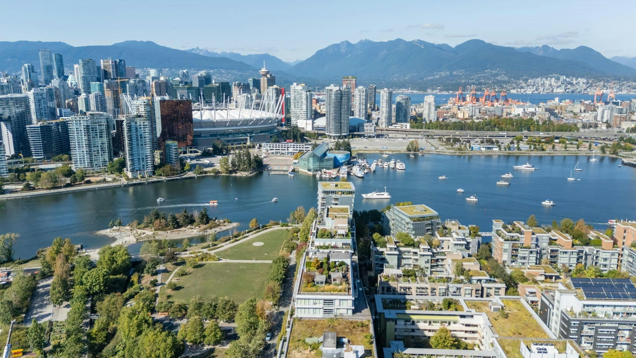 906-181 W 1st Avenue, Vancouver, BC, V5Y 0E3 - 35