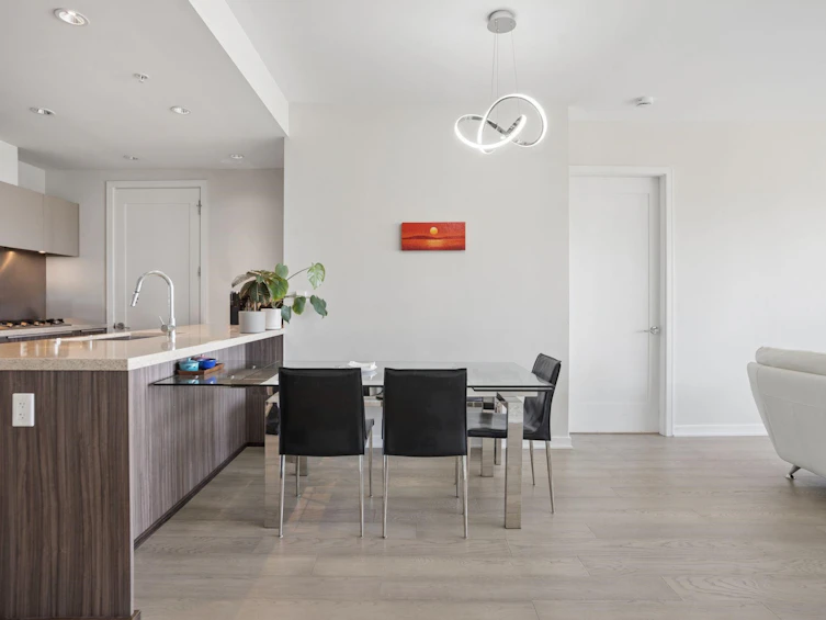 906-181 W 1st Avenue, Vancouver, BC, V5Y 0E3 - 7