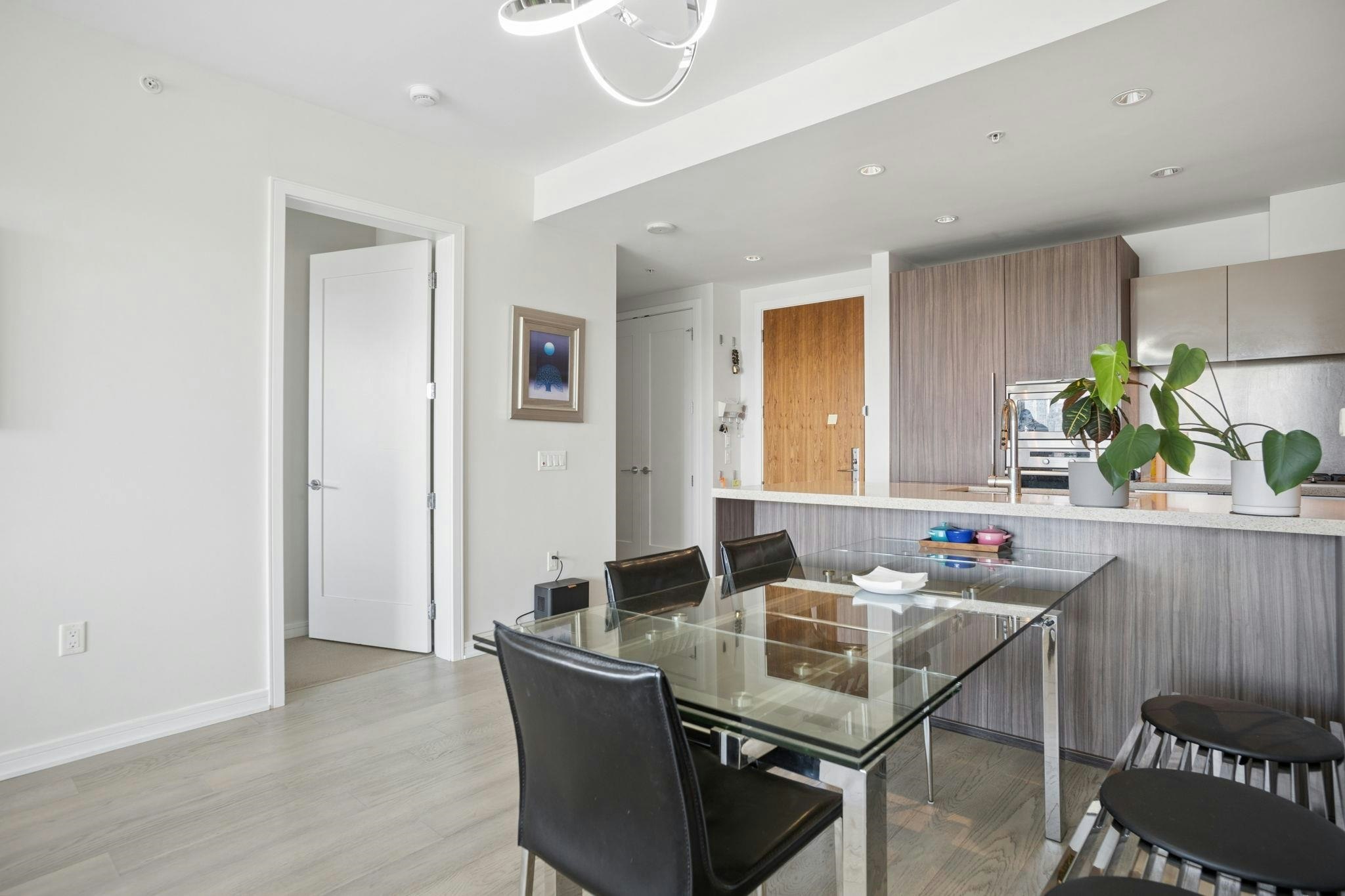 906-181 W 1st Avenue, Vancouver, BC, V5Y 0E3 - 6