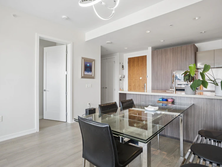 906-181 W 1st Avenue, Vancouver, BC, V5Y 0E3 - 6