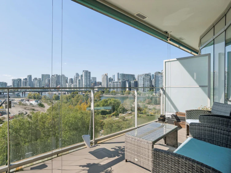 906-181 W 1st Avenue, Vancouver, BC, V5Y 0E3 - 11