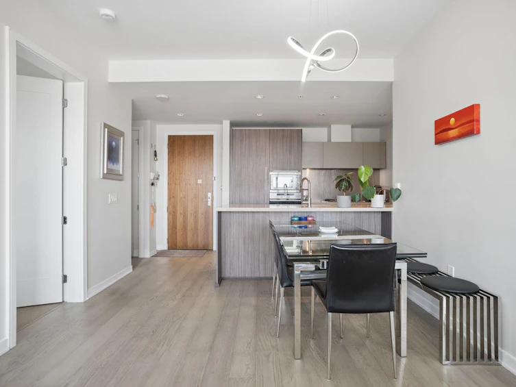 906-181 W 1st Avenue, Vancouver, BC, V5Y 0E3 - 8