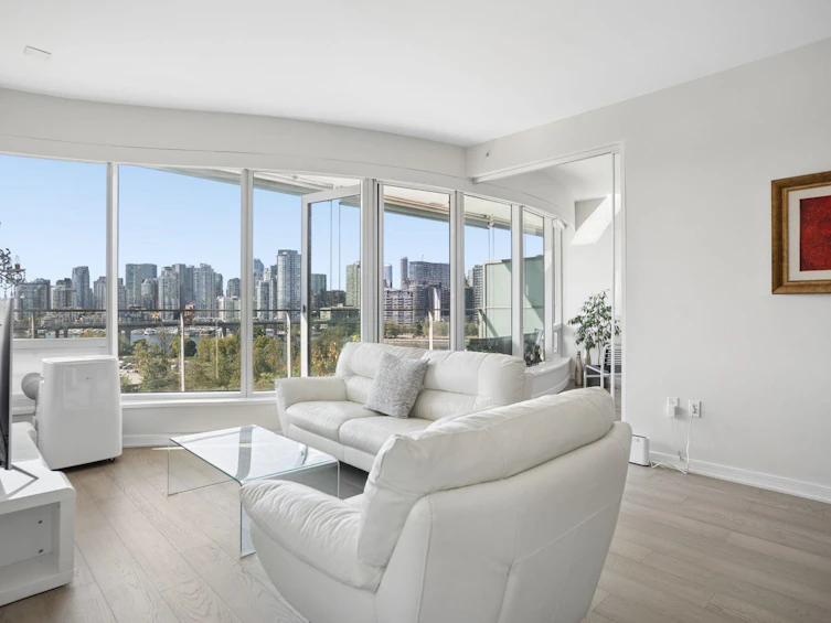 906-181 W 1st Avenue, Vancouver, BC, V5Y 0E3 - 9