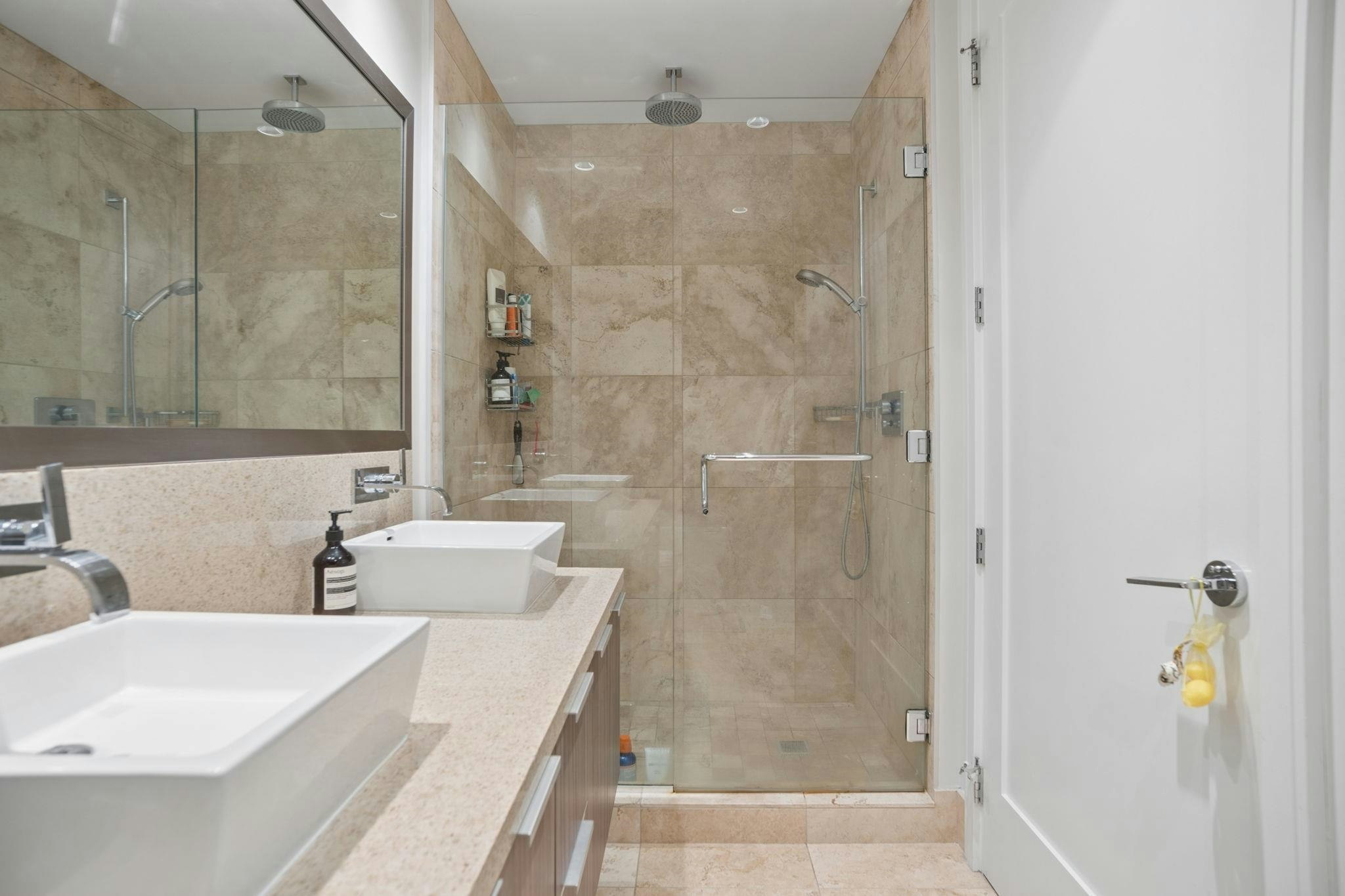 906-181 W 1st Avenue, Vancouver, BC, V5Y 0E3 - 19