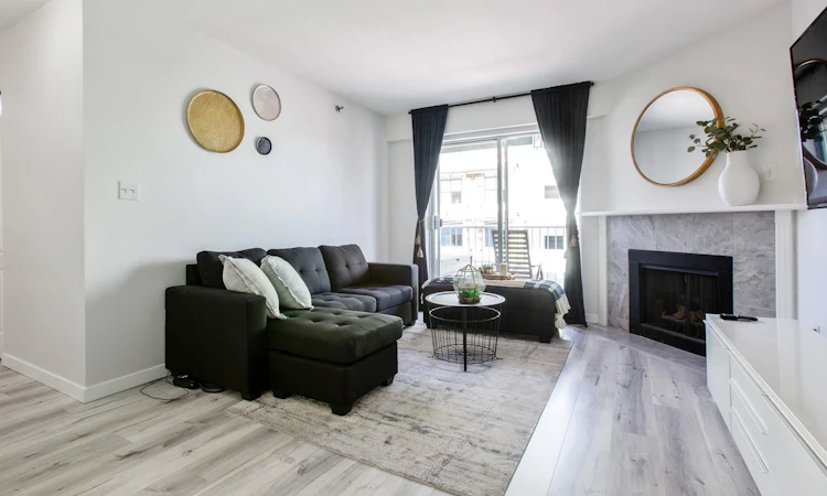 440-22661 Lougheed Highway