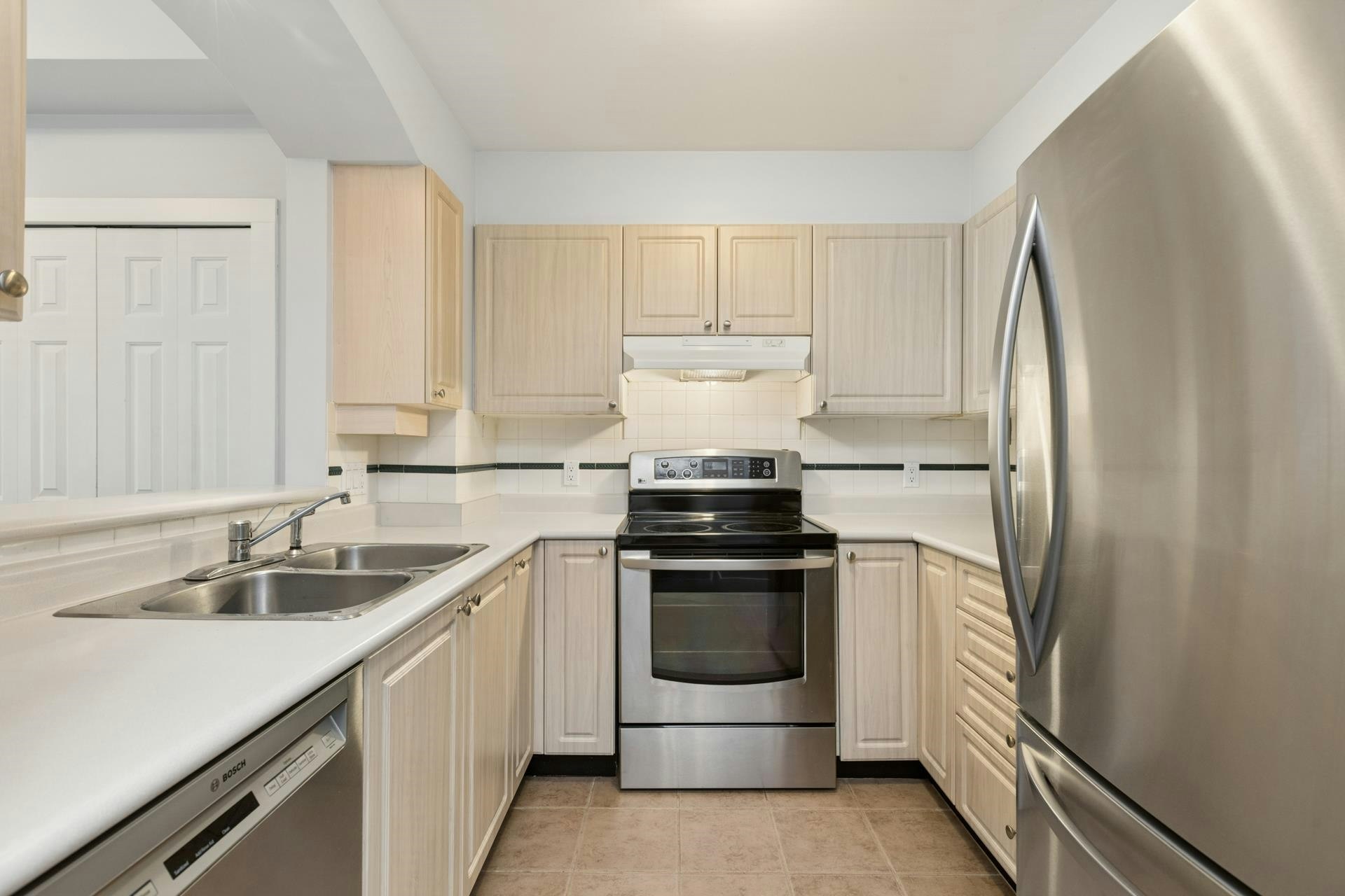 321-3600 Windcrest Drive, North Vancouver, BC, V7G 2S5 - 11
