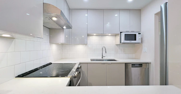 8120 Bennett Road, Richmond, BC, V6Y 1N5 - 6