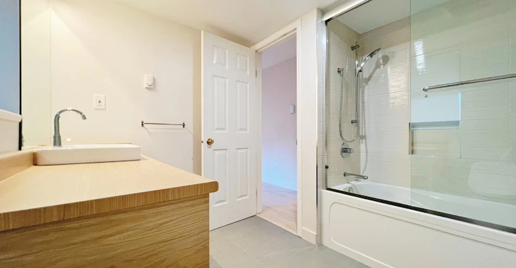 8120 Bennett Road, Richmond, BC, V6Y 1N5 - 18