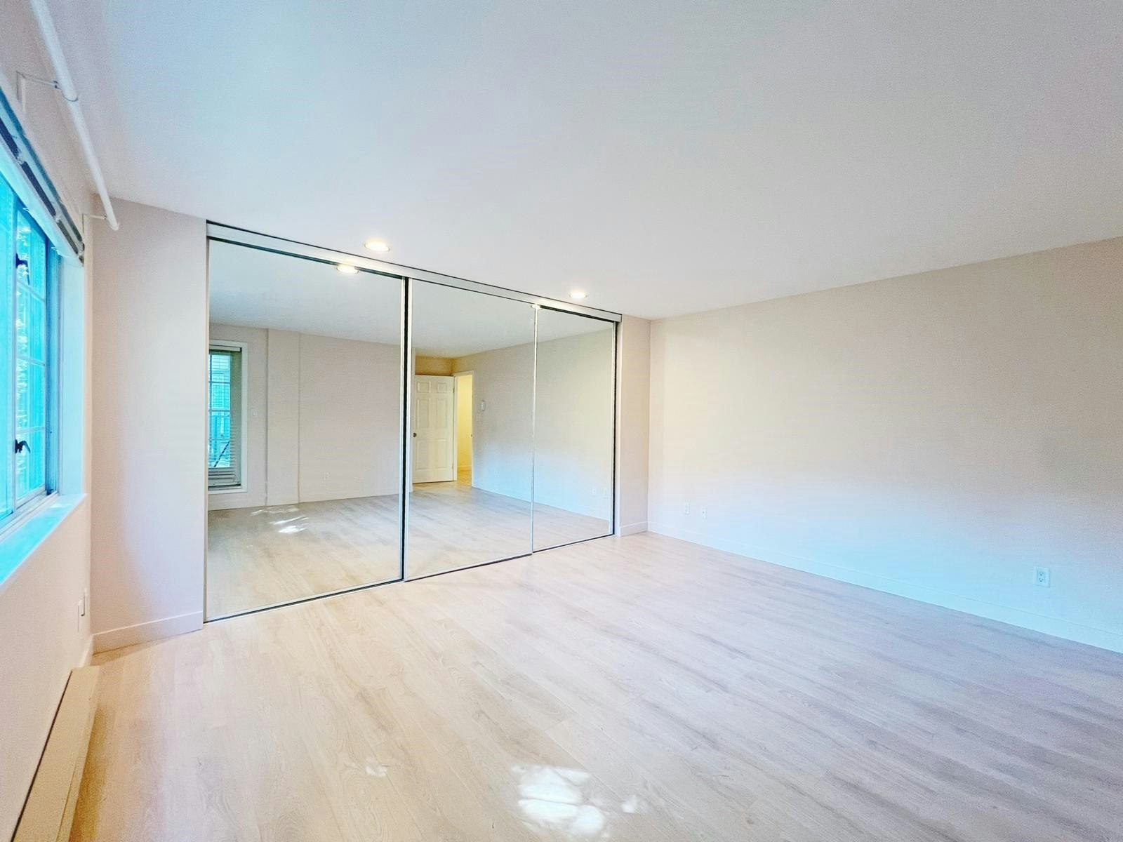 8120 Bennett Road, Richmond, BC, V6Y 1N5 - 15