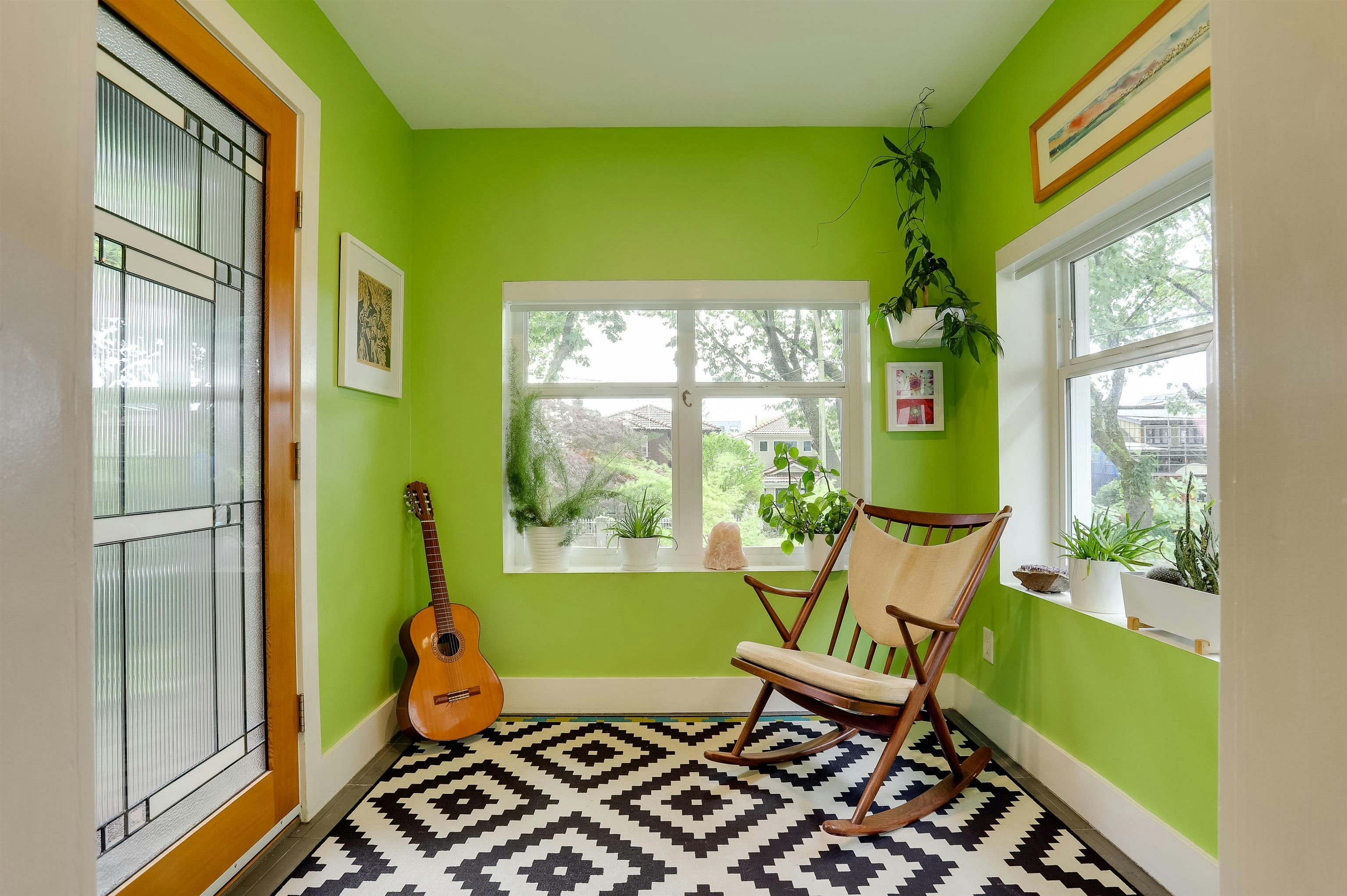 2227 E 7th Avenue - 5