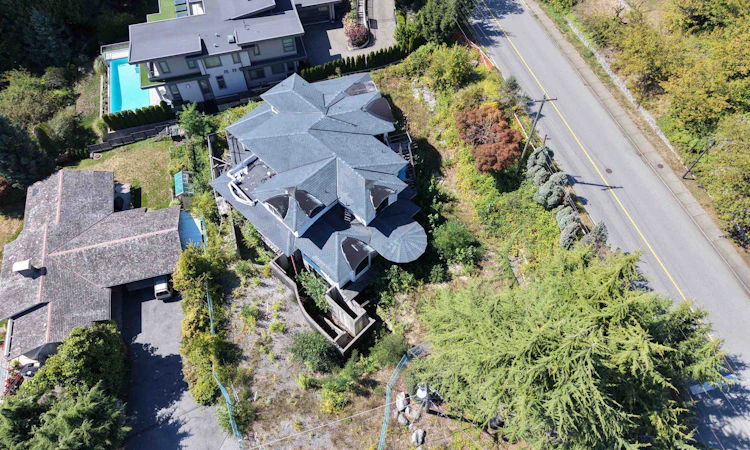 1889 Orchard Way
