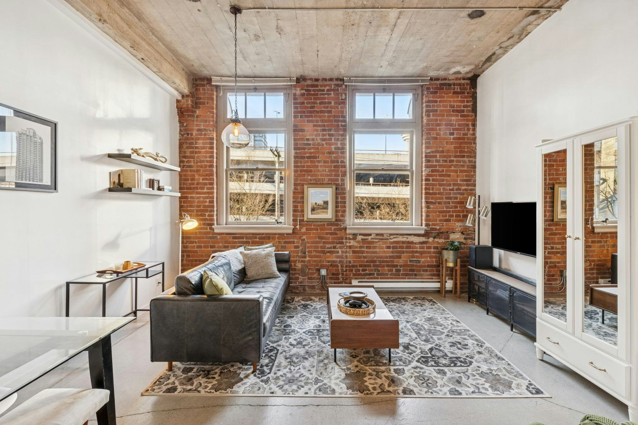 206-546 Beatty Street - 3