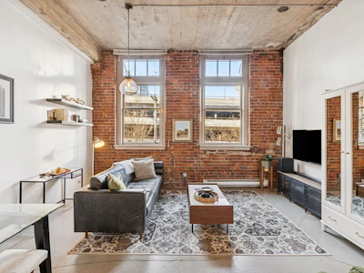 206-546 Beatty Street - 3