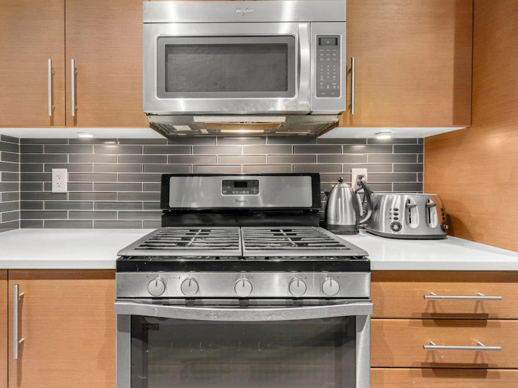 205-3294 Mt Seymour Parkway, North Vancouver, BC, V7H 0B1 - 12
