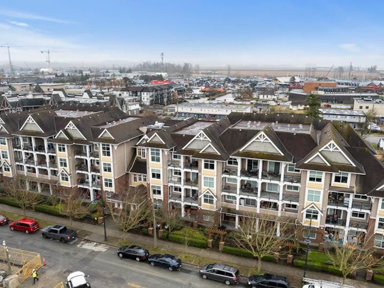 213-17712 57a Avenue, Surrey, BC, V3S 1J1 - 27