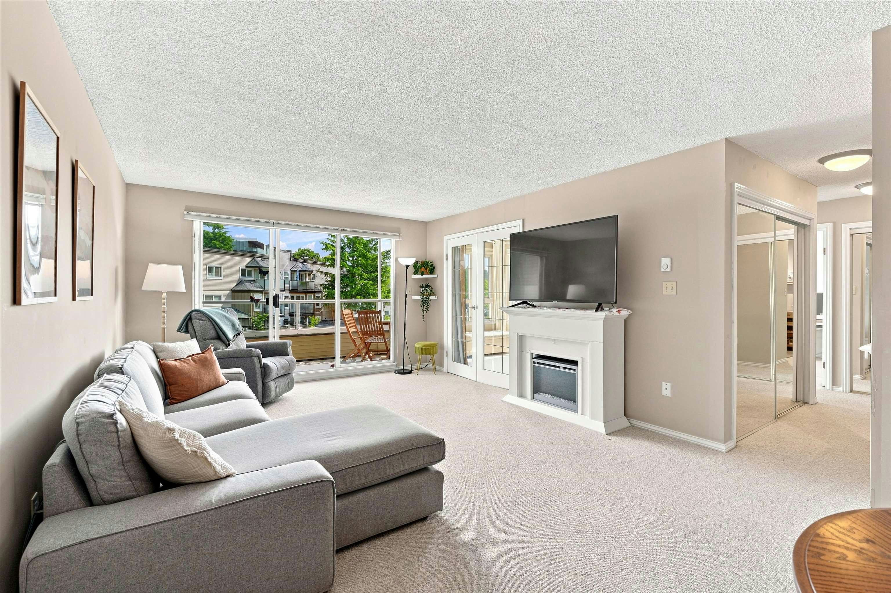 203-1840 E Southmere Crescent, Surrey, BC, V4A 9C5