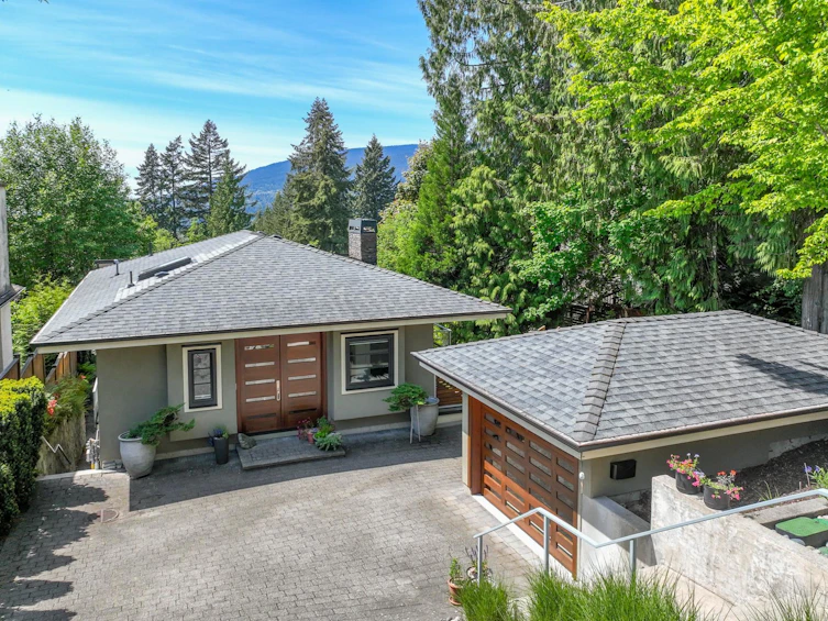 4041 Prospect Road, North Vancouver, BC, V7N 3L6 - 39
