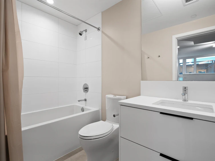 125-649 E 3rd Street, North Vancouver, BC, V7L 1G6 - 32