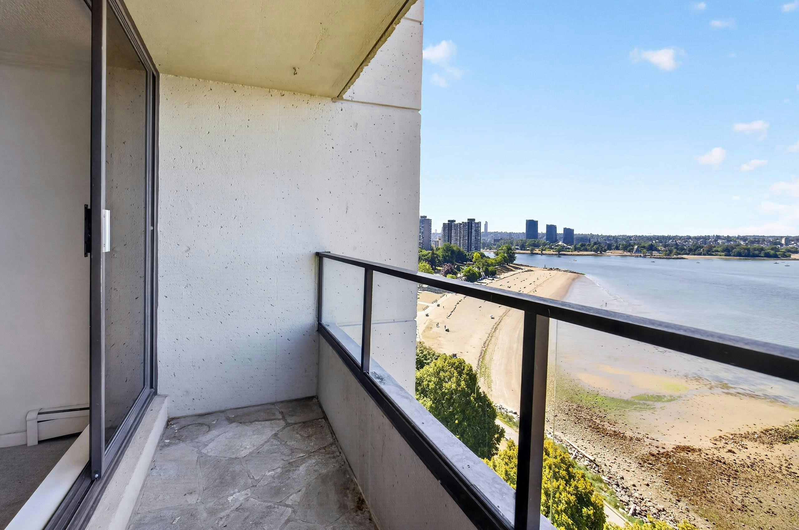 1402-1995 Beach Avenue, Vancouver, BC, V6G 2Y3 - 6