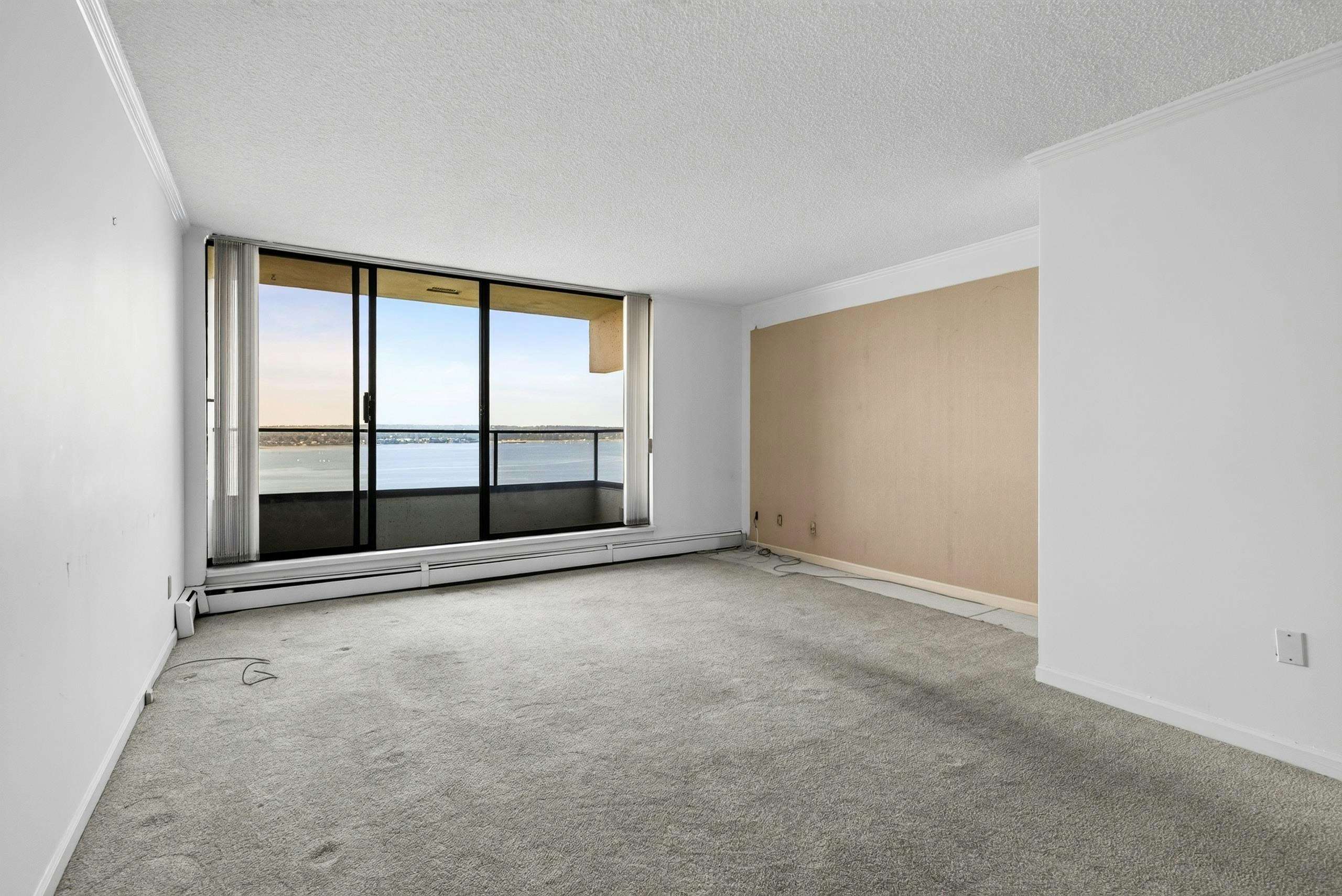 1402-1995 Beach Avenue, Vancouver, BC, V6G 2Y3 - 2