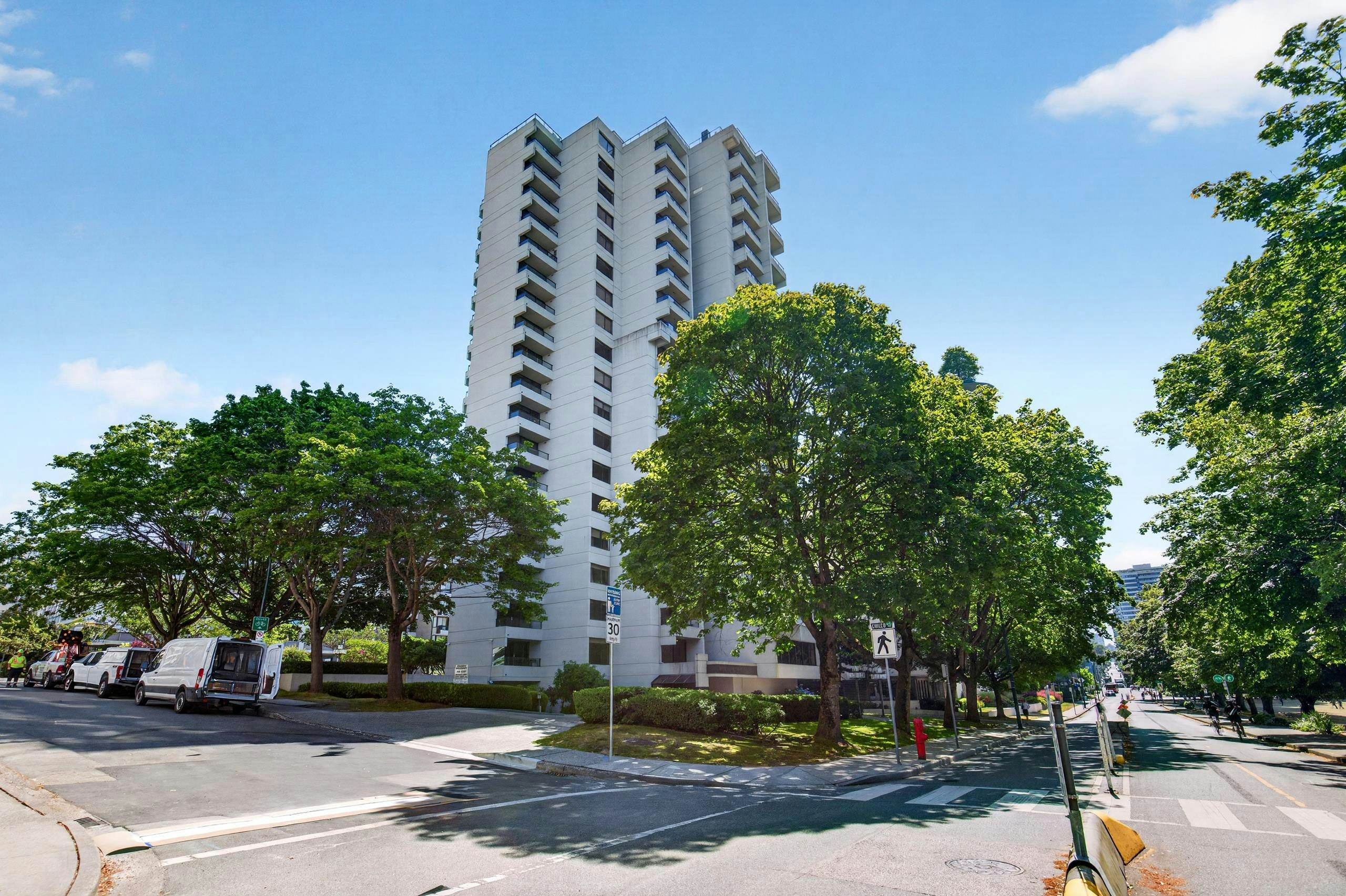 1402-1995 Beach Avenue, Vancouver, BC, V6G 2Y3 - 24