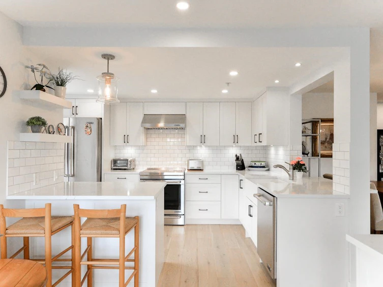 321-5700 Andrews Road, Richmond, BC, V7E 6N7 - 12