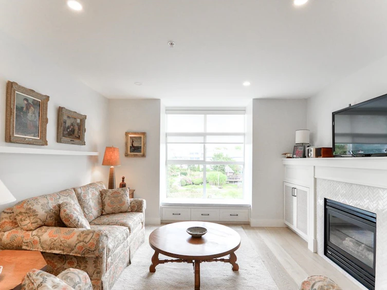 321-5700 Andrews Road, Richmond, BC, V7E 6N7 - 5