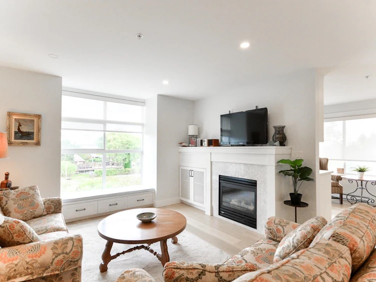 321-5700 Andrews Road, Richmond, BC, V7E 6N7 - 6