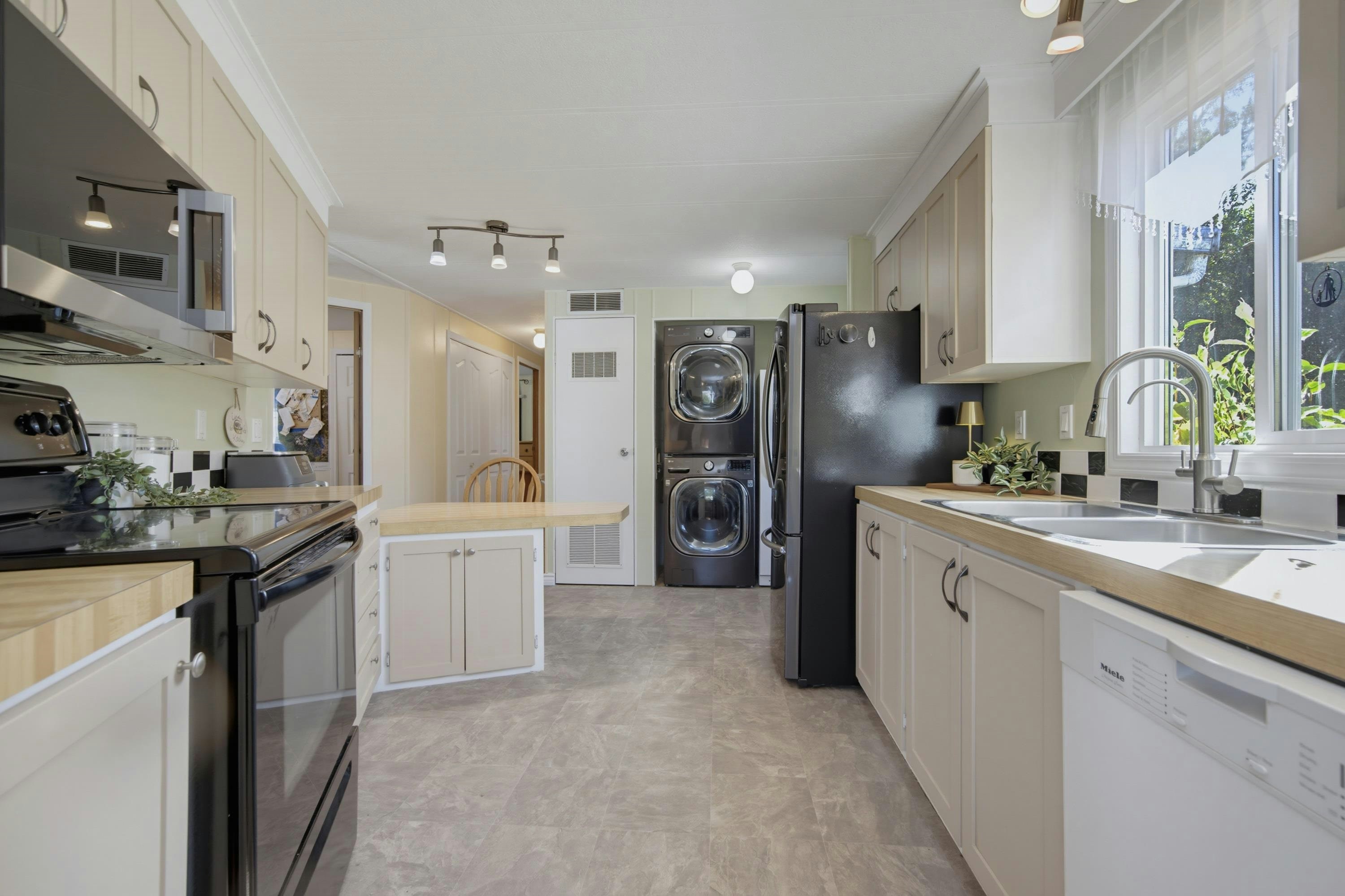 23-2270 196 Street, Langley, BC, V2Z 1N6 - 11