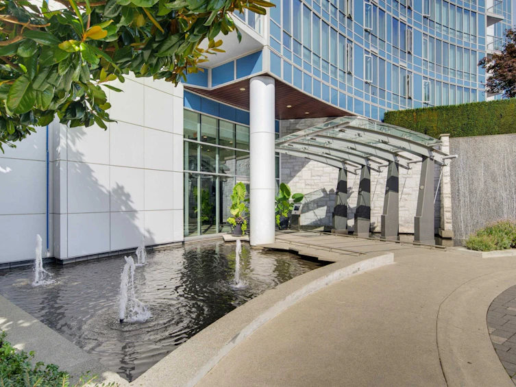 2201-4189 Halifax Street, Burnaby, BC, V5C 0H9 - 5