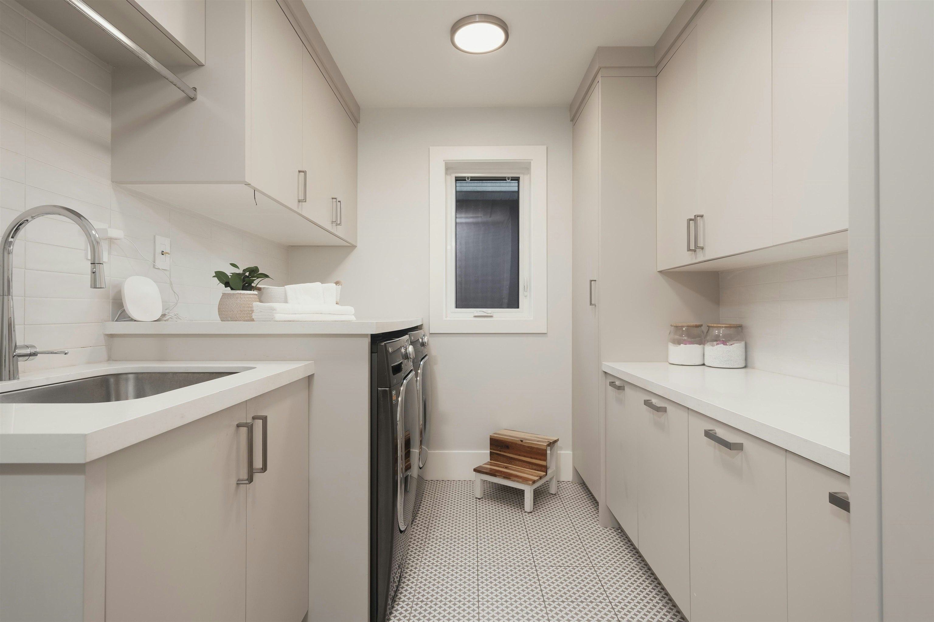 50 Dieppe Place, Vancouver, BC, V5M 4A3 - 29
