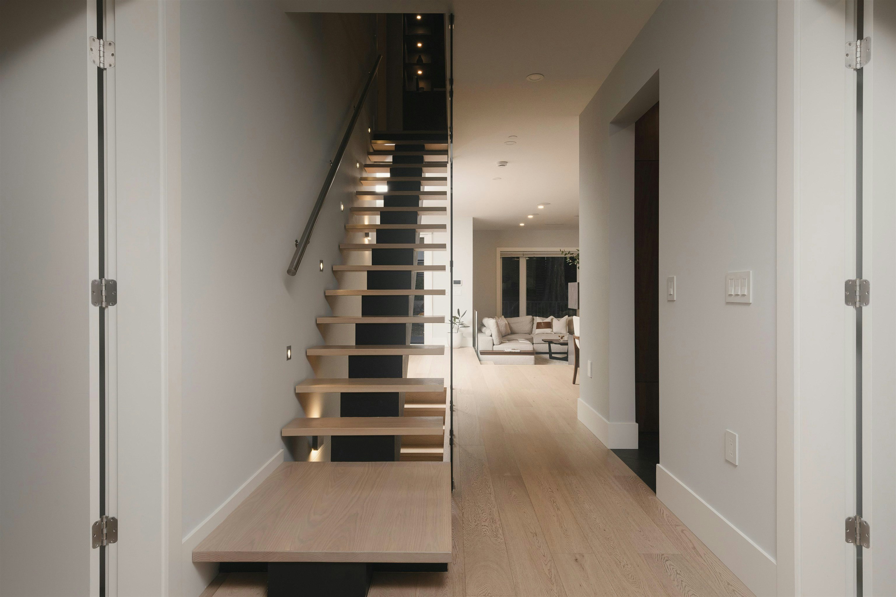 50 Dieppe Place, Vancouver, BC, V5M 4A3 - 18