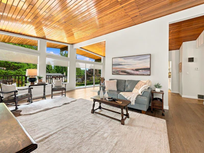 3773 Regent Avenue - 5