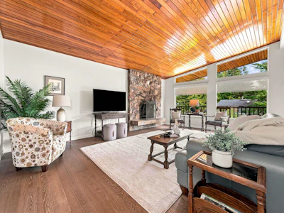 3773 Regent Avenue - 4