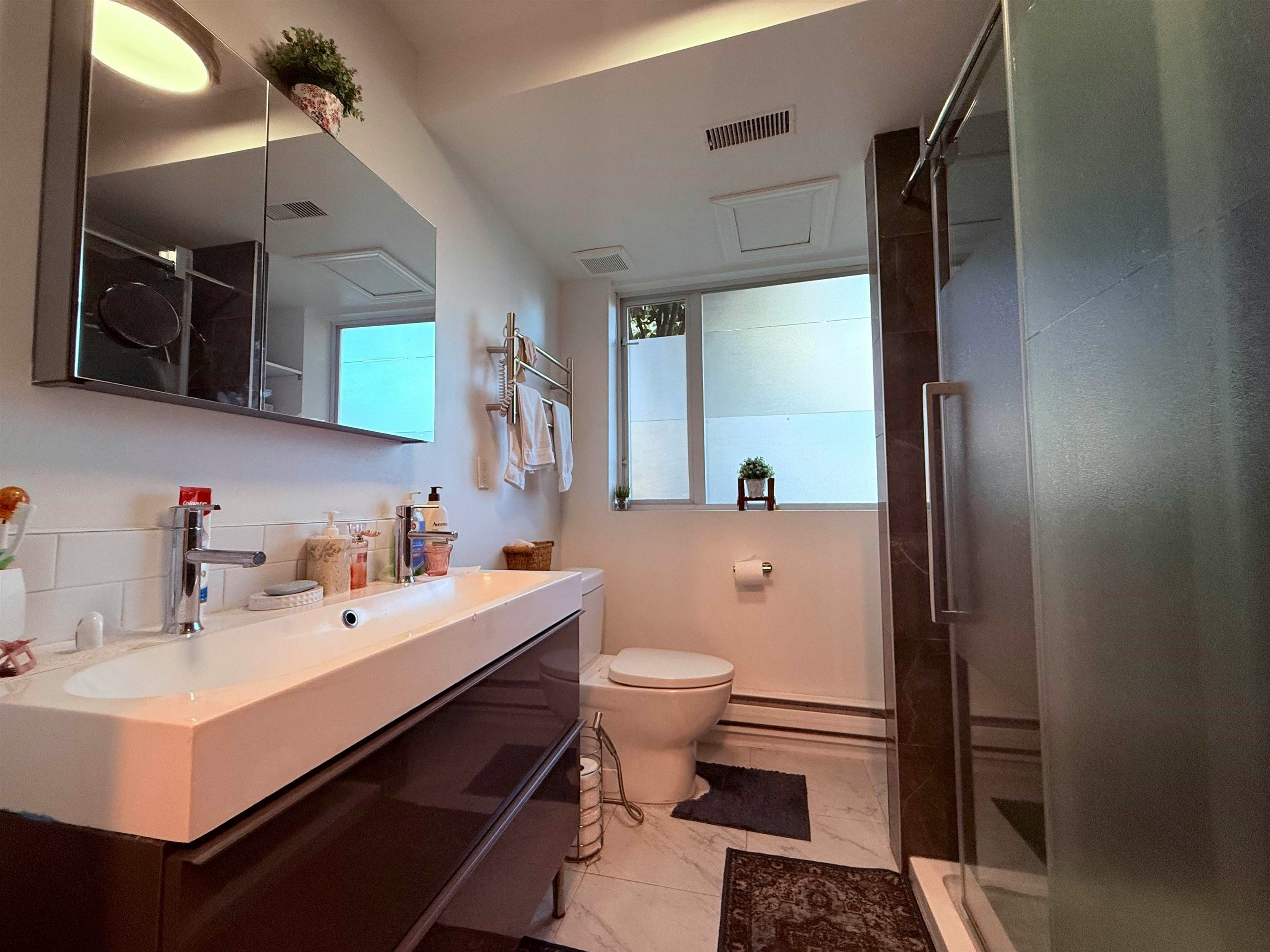 732 E 13th Street, North Vancouver, BC, V7L 2M7 - 25