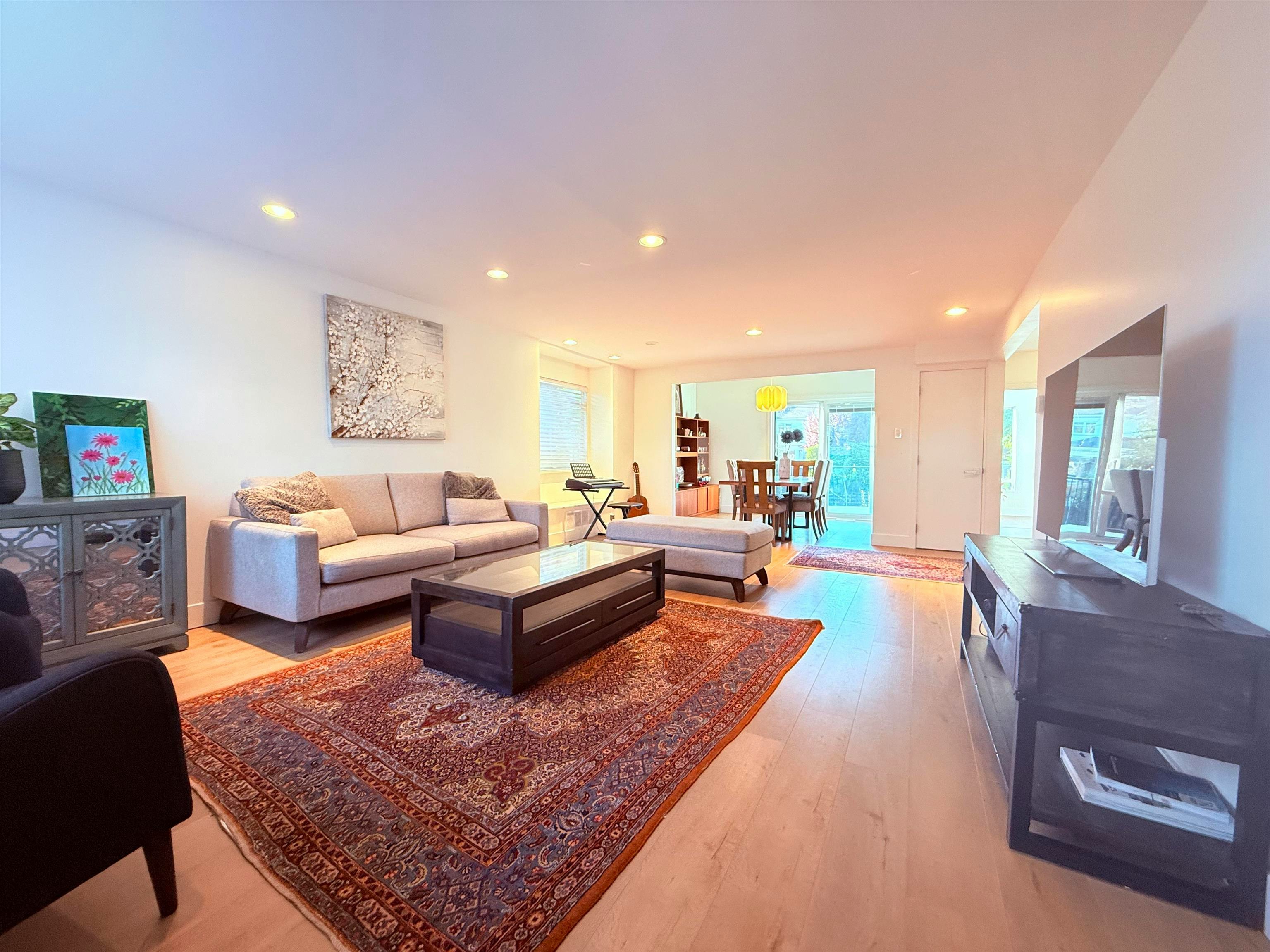 732 E 13th Street, North Vancouver, BC, V7L 2M7