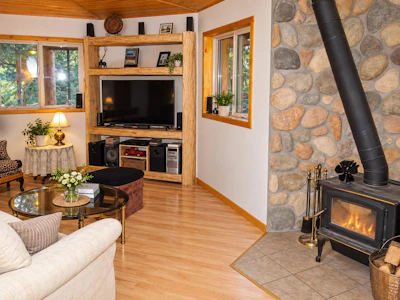 3561 Canim Hendrix Road - 2