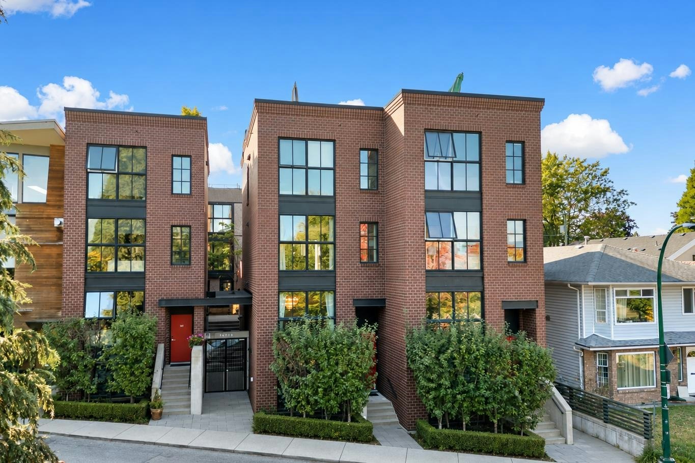 3431 Porter Street, Vancouver, BC, V5N 4H2
