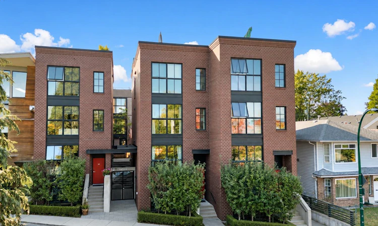 3431 Porter Street