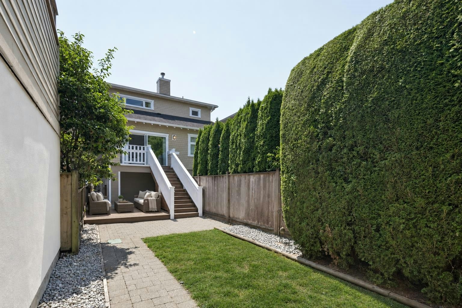 3541 W 8th Avenue, Vancouver, BC, V6R 1Y8 - 2