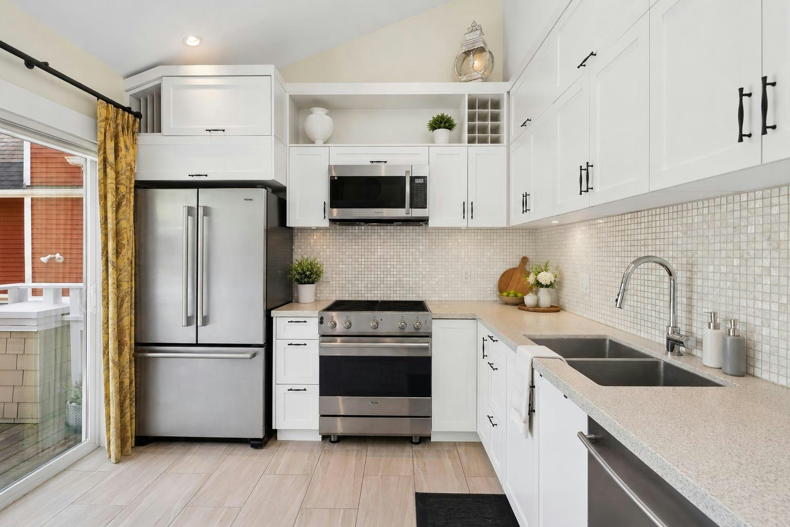 3541 W 8th Avenue, Vancouver, BC, V6R 1Y8 - 15