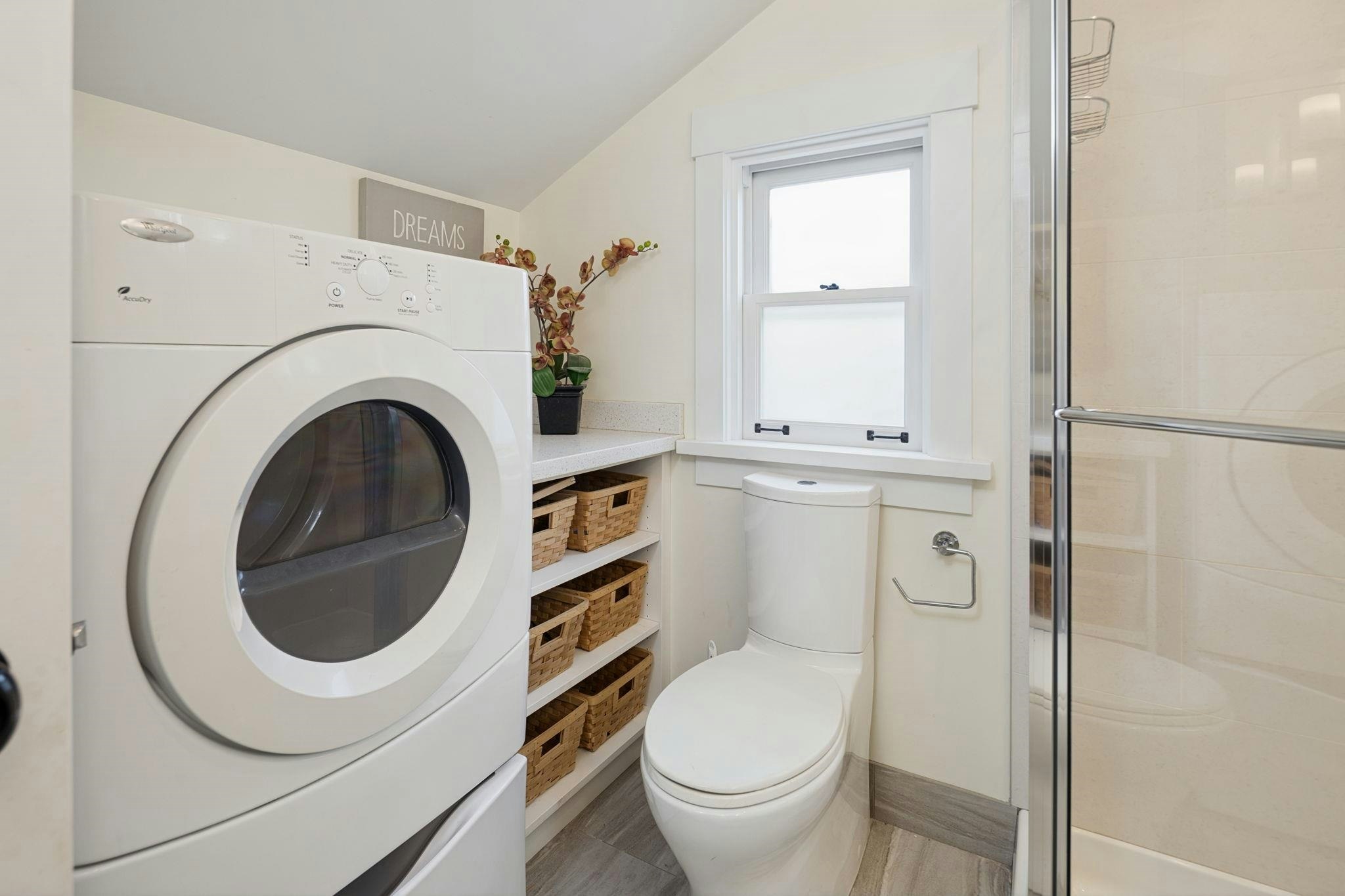 3541 W 8th Avenue, Vancouver, BC, V6R 1Y8 - 31