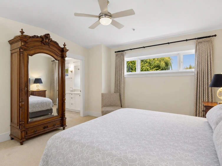 3541 W 8th Avenue, Vancouver, BC, V6R 1Y8 - 24