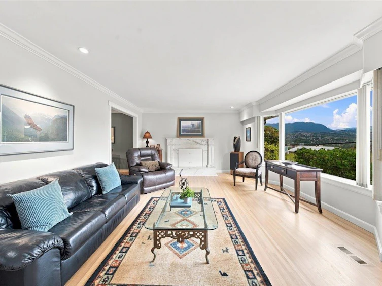 976 Corona Crescent, Coquitlam, BC, V3J 6Y9 - 4