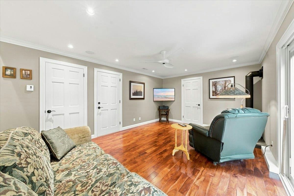 976 Corona Crescent, Coquitlam, BC, V3J 6Y9 - 12
