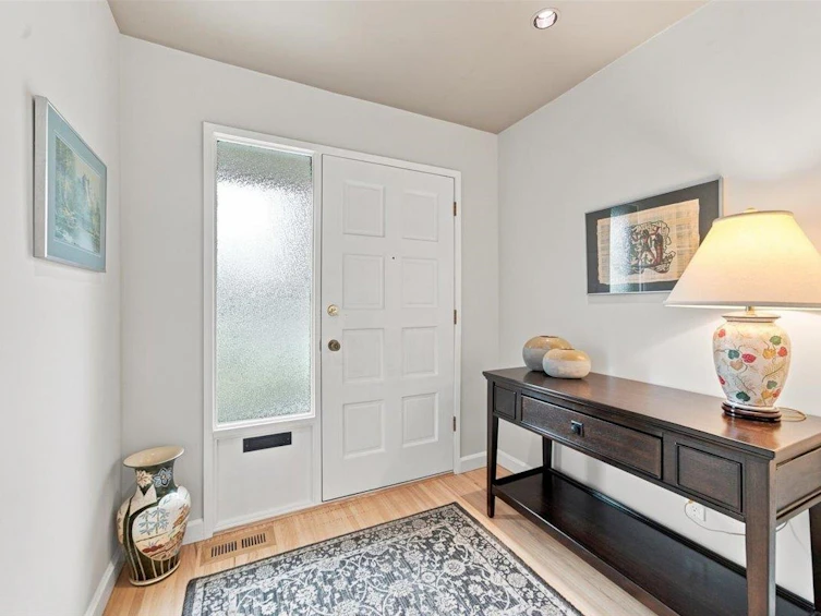 976 Corona Crescent, Coquitlam, BC, V3J 6Y9 - 3
