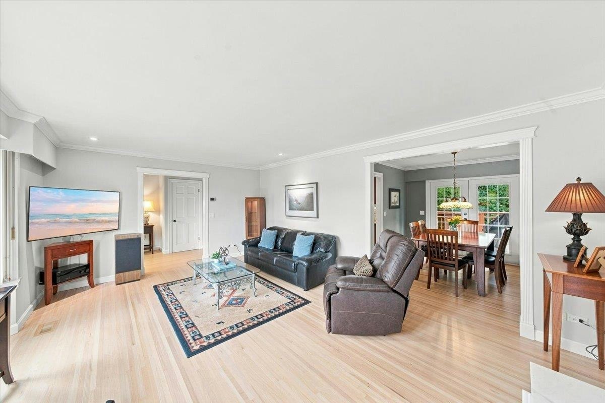 976 Corona Crescent, Coquitlam, BC, V3J 6Y9 - 6