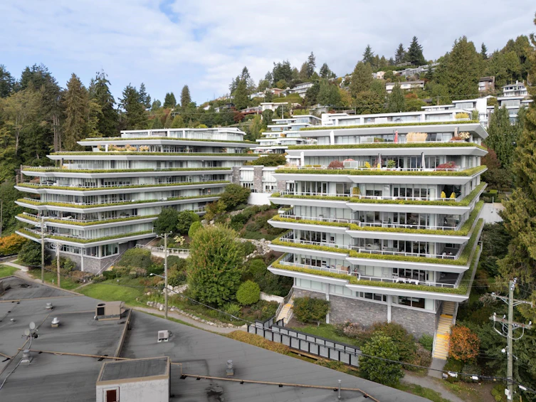 303-866 Arthur Erickson Place, West Vancouver, BC, V7T 0B2 - 2