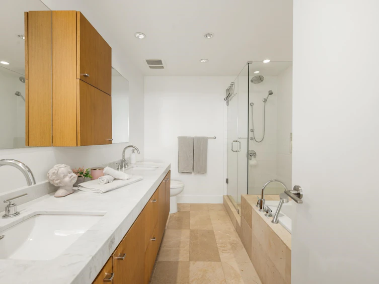 303-866 Arthur Erickson Place, West Vancouver, BC, V7T 0B2 - 18